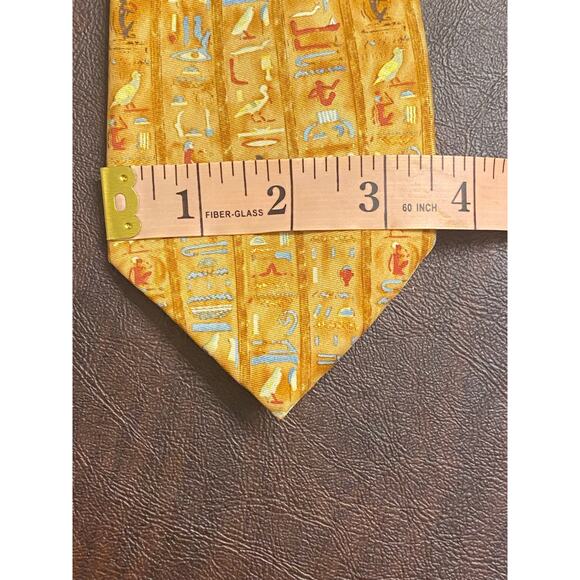 Alynn Egyptian Hieroglyphics Silk Tie Gold 4th Century BC Print 3.5” Wide - Picture 5 of 5